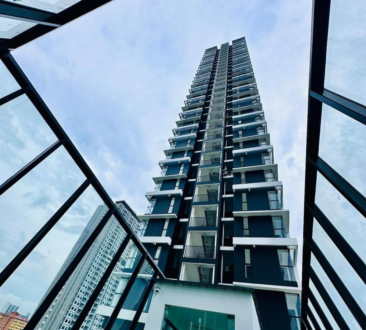 Sea View Condo In Georgetown 10 Pax Apartmán